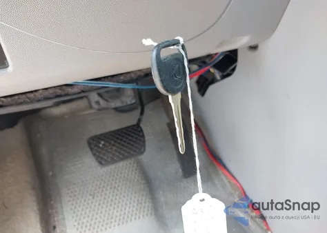 2004 Saturn Vue V6 from USA, damaged, VIN 5GZCZ53454S822042